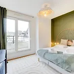 Loft Au Coeur Des Halles -parking Prive - Wifi *