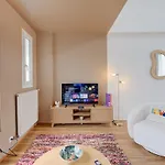 Loft Au Coeur Des Halles -parking Prive - Wifi *