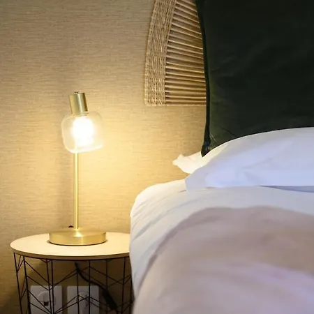 Loft Au Coeur Des Halles -parking Prive - Wifi 아파트 투르