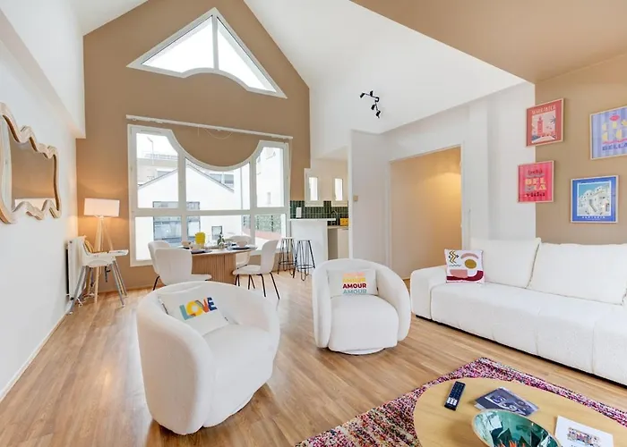 Loft Au Coeur Des Halles -parking Prive - Wifi 투르