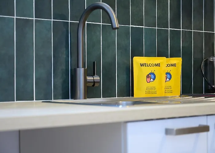 Loft Au Coeur Des Halles -parking Privé - Wifi Appartement Tours