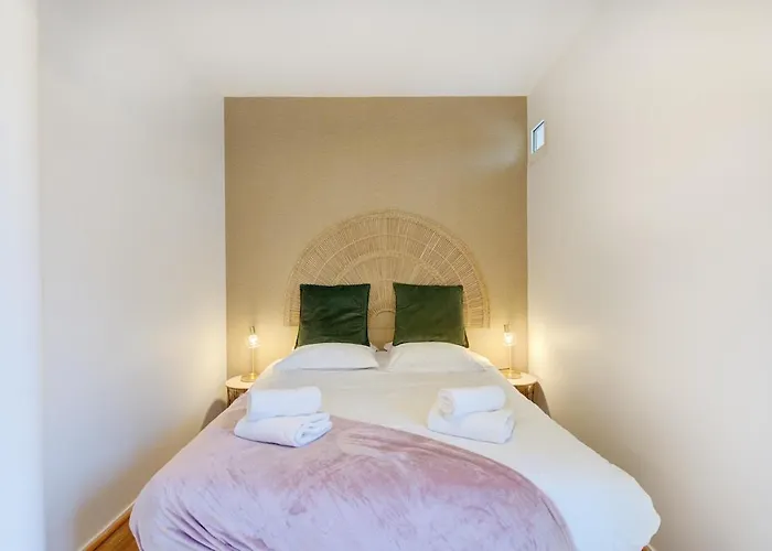 Loft Au Coeur Des Halles -parking Privé - Wifi Appartement *