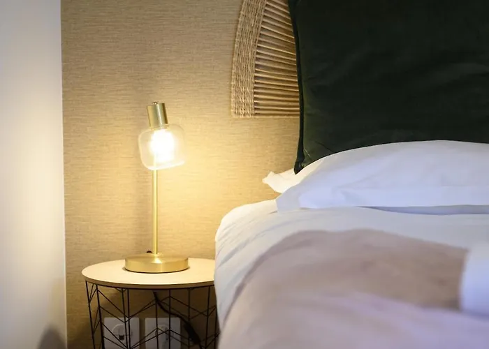 Loft Au Coeur Des Halles -parking Prive - Wifi 아파트 투르